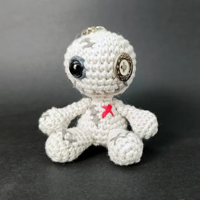 Pöti, a horgolt amigurumi vudu baba titkos küldetése